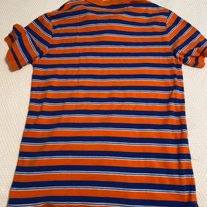 After examining this shirt. I found no stains or flaws